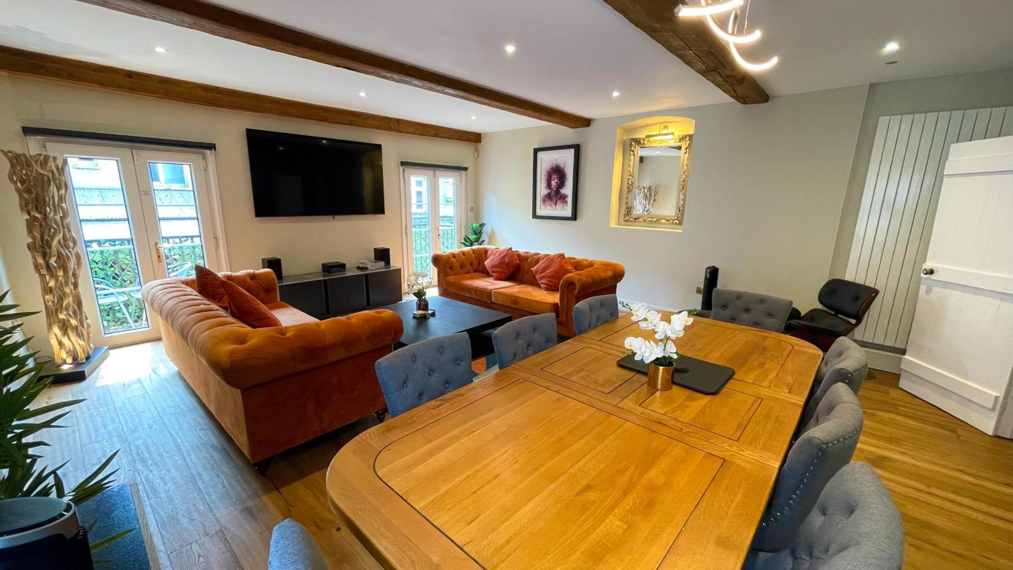 The Coach House - An Exeptional 3 Story House In The Heart Of The Lanes With Secure Private Parking Ferienhaus